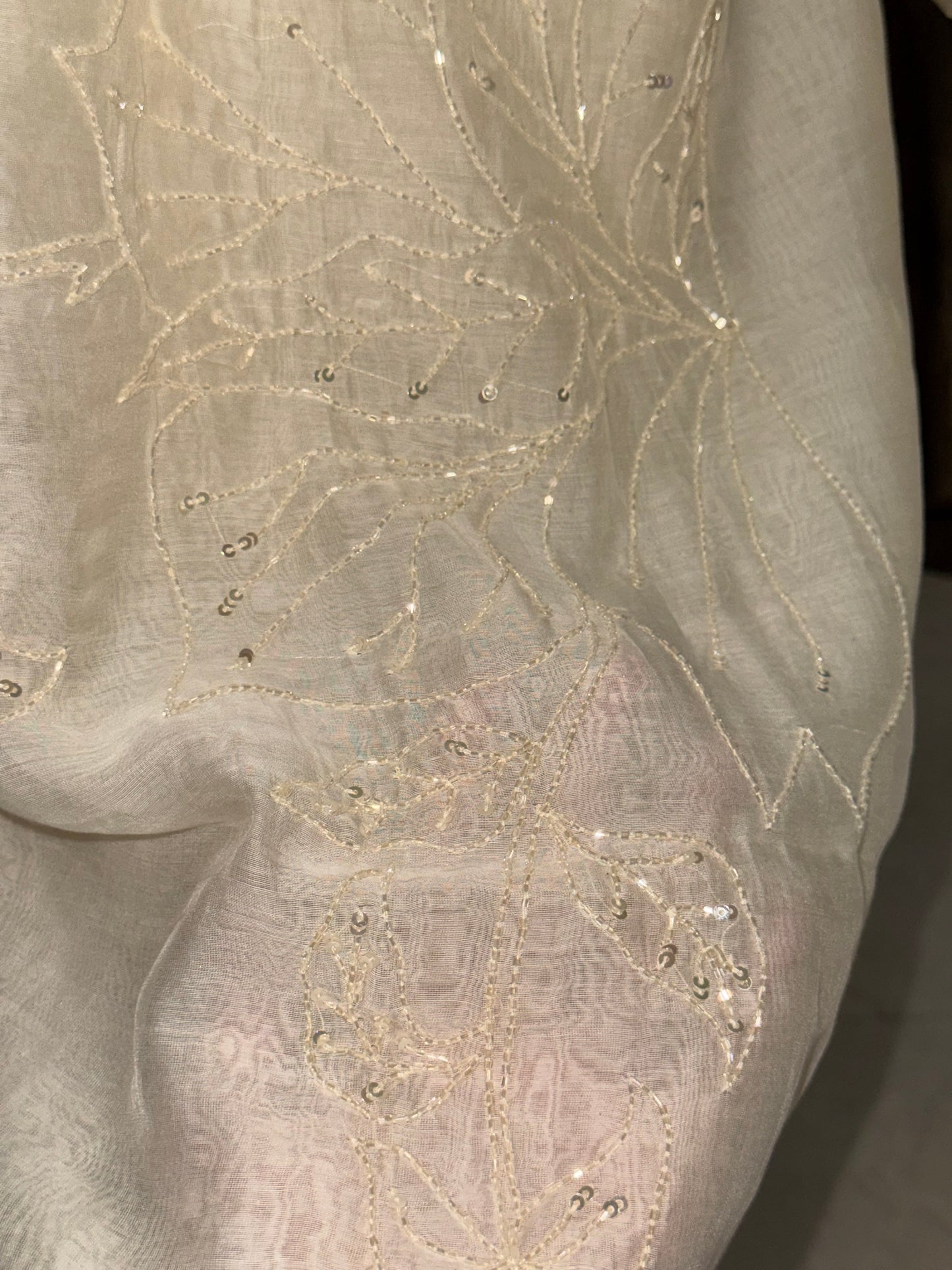 A whisper of elegance, woven in ivory. ✨🤍